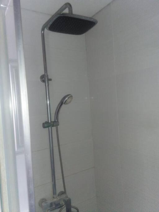 Mg Suite 1Bedroom Apartment By Just Inn Management 三宝垄 外观 照片